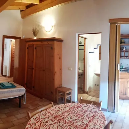 Agriturismo Il Palazzo Farm stay Brisighella